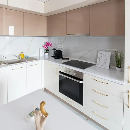 Uranus Luxury Apartament